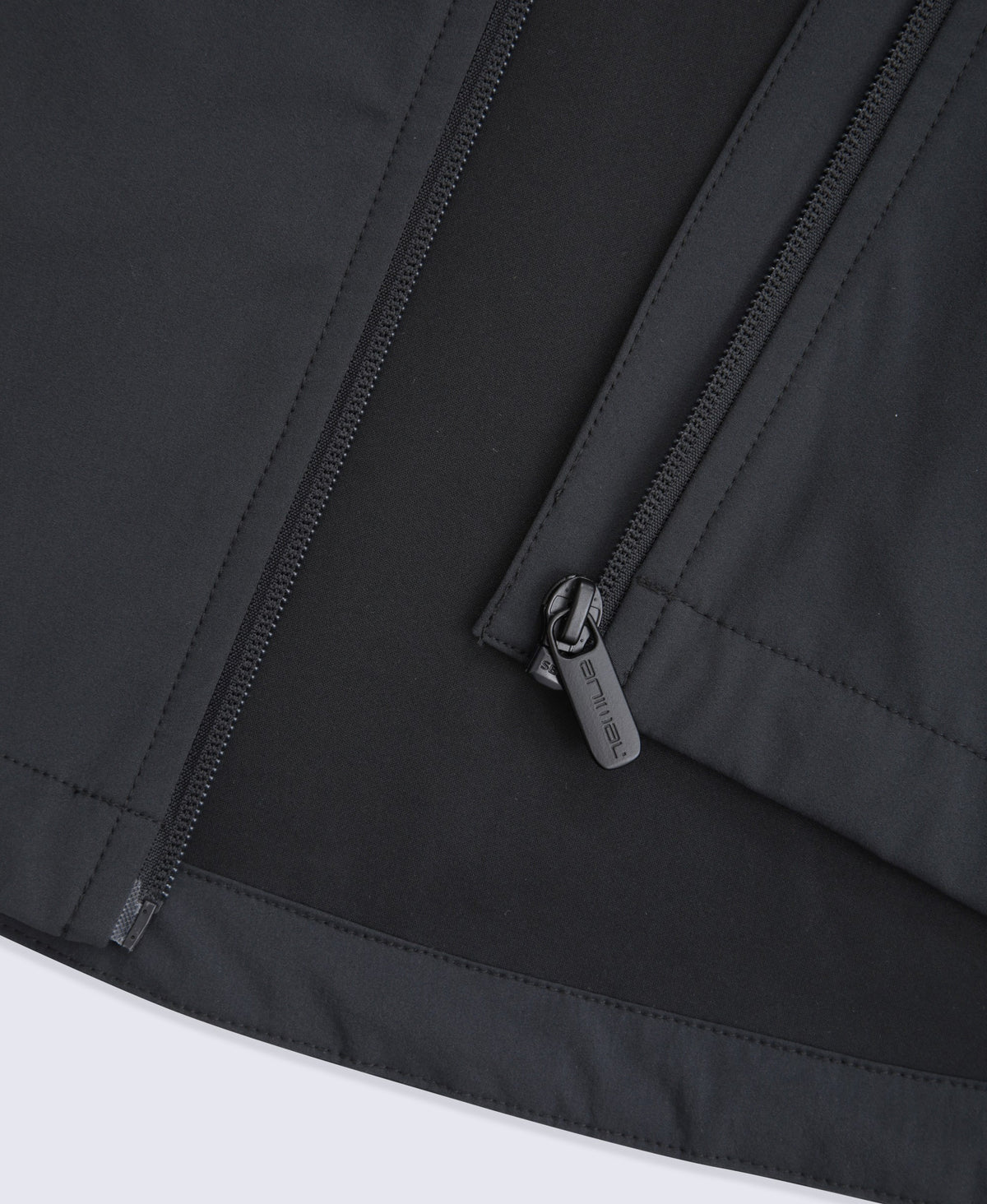 Solstice Womens Active Softshell - Black