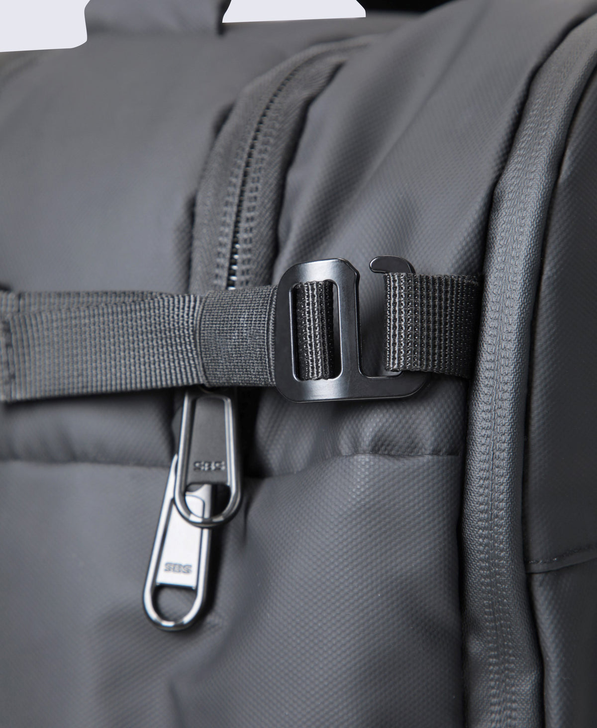 Nova Modular Travel Rucksack 35–45L - Black