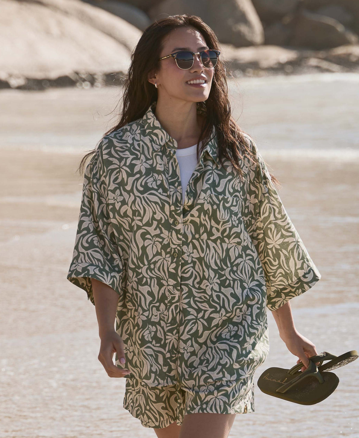 Nova Womens Linen Shirt - Khaki