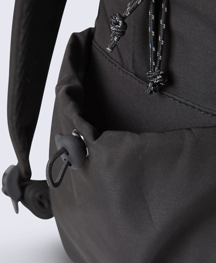 Front Zip Backpack 17L - Black
