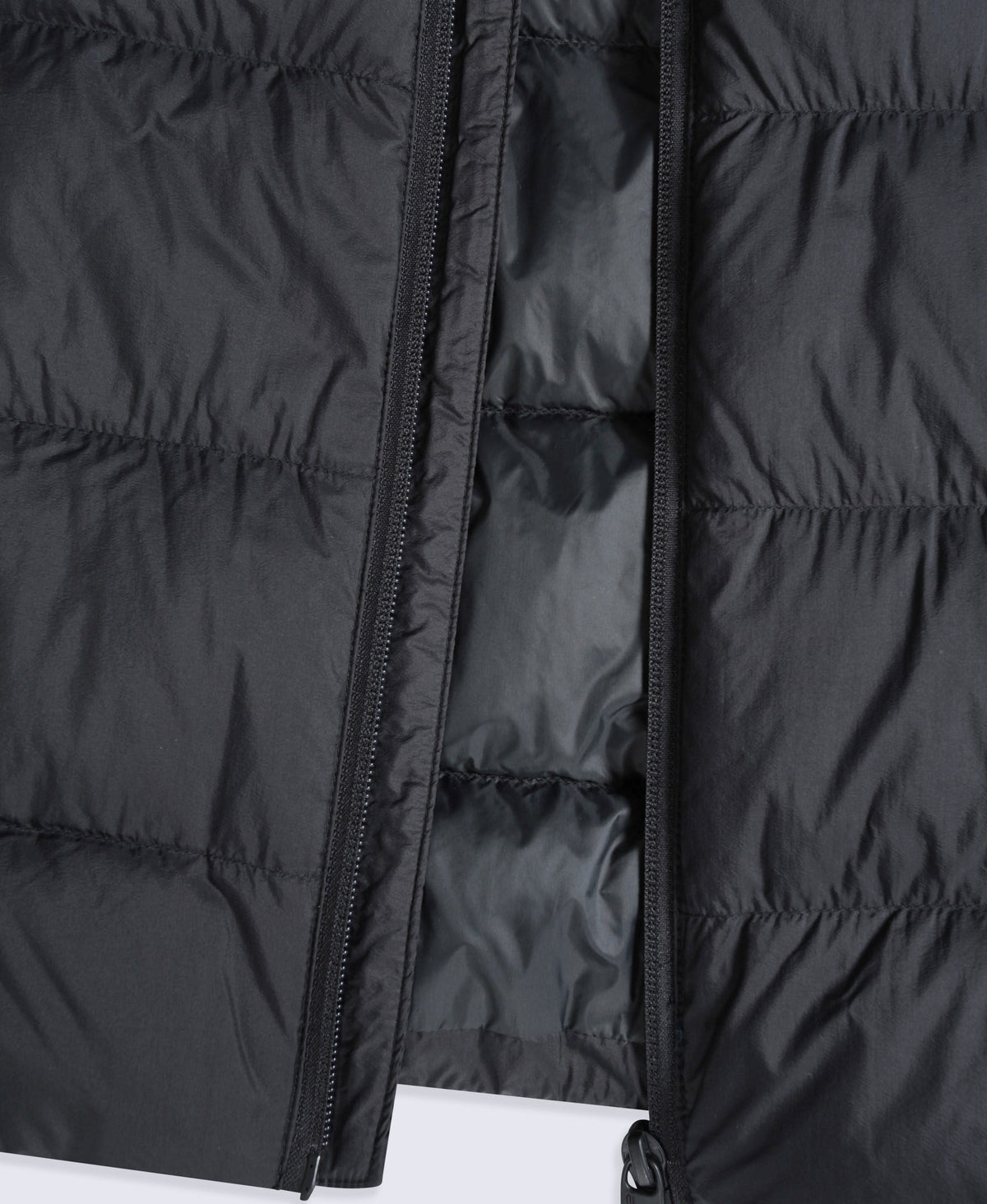 Mens Lightweight Down Packable Jacket - Jet Black