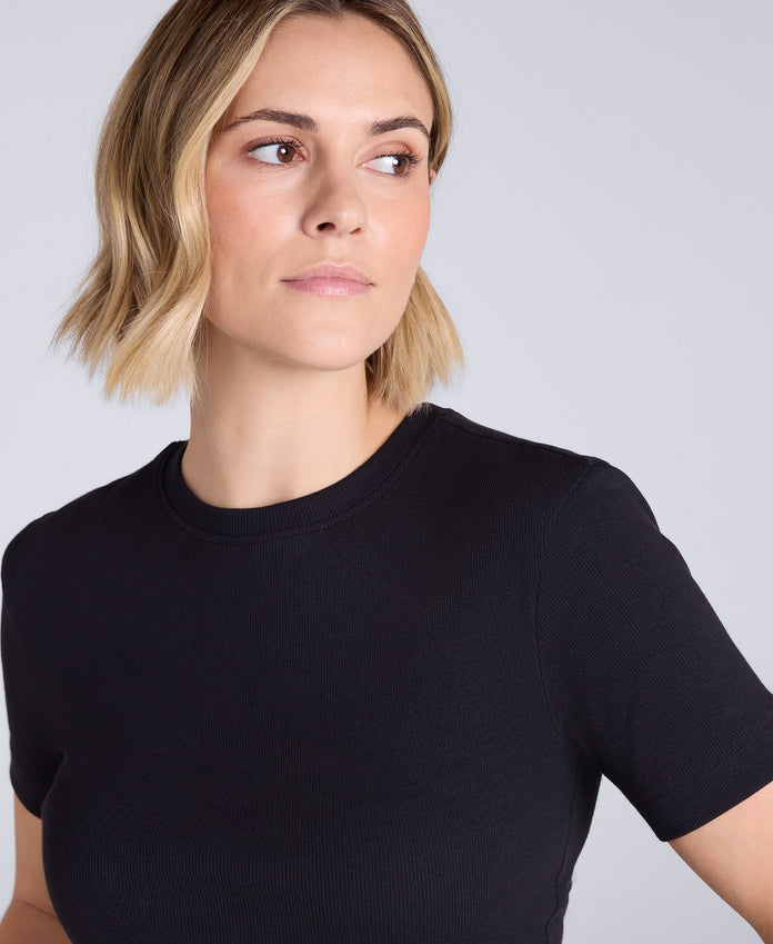Evo Women's Ribbed T-Shirt - Black