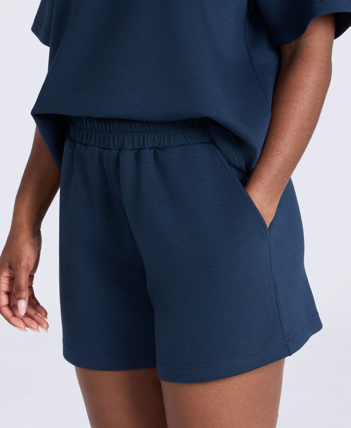 Cora Womens Travel Scuba Shorts - Navy