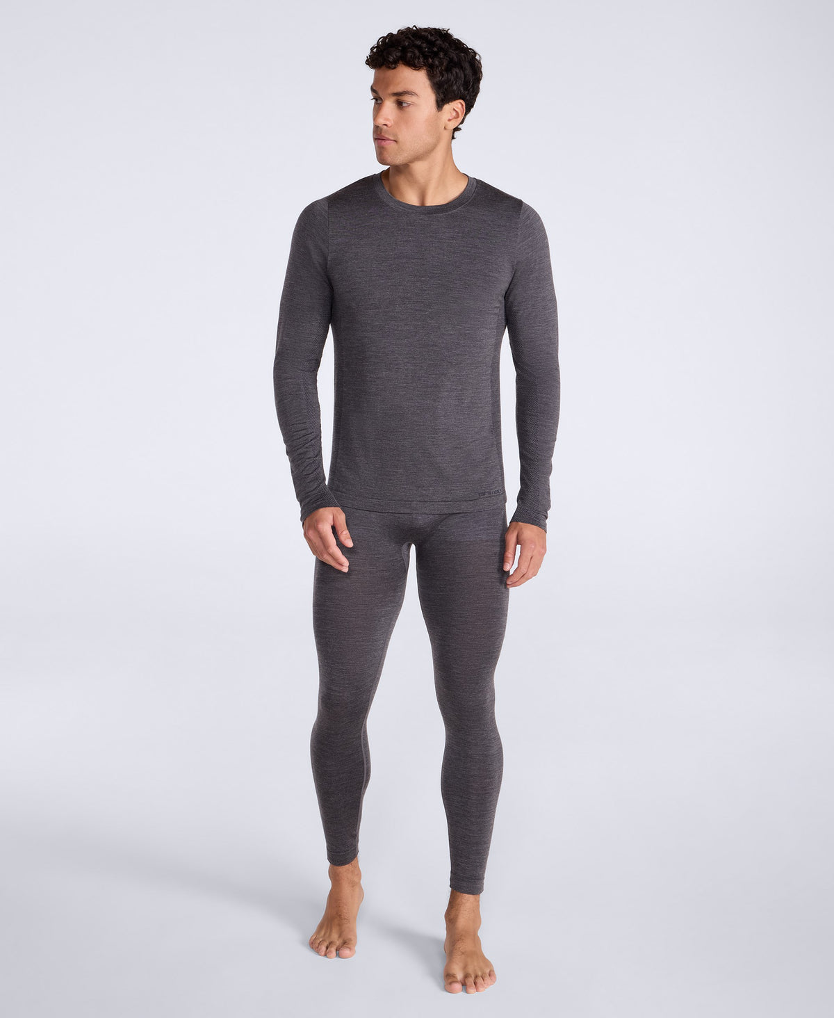 Aeryn Mens Merino Blend Seamless Long Sleeve Top - Black