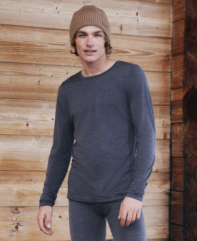 Aeryn Mens Merino Blend Seamless Long Sleeve Top - Black