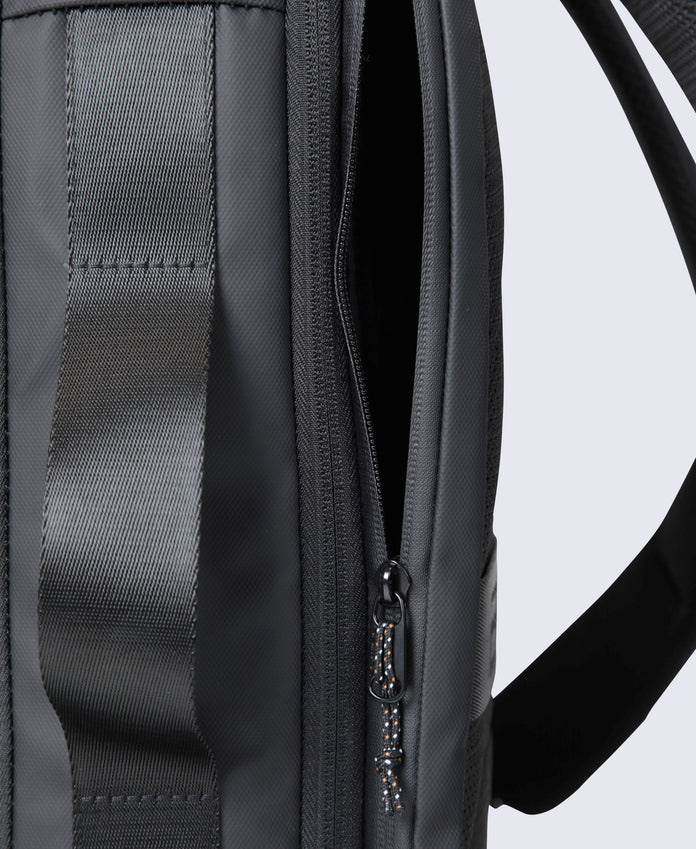 Nova Modular Travel Rucksack 35–45L - Black
